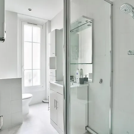 Lovely Flat 5min Walk From The Marie D'issy Metro Station Apartment *