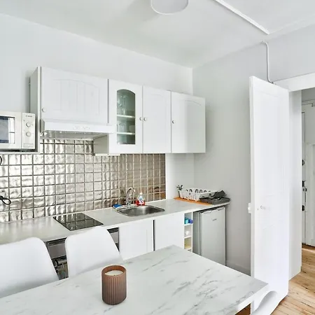 Lovely Flat 5min Walk From The Marie D'issy Metro Station Apartment